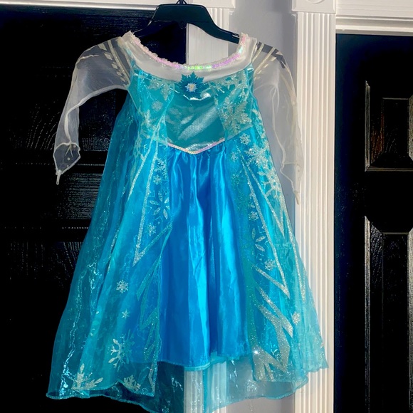 Disney Other - Disney frozen dress